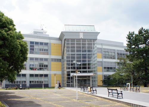 nagoyauniv_photo_uvi01.jpg